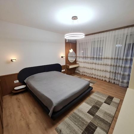 Rita Apartment Gjakova ภายนอก รูปภาพ