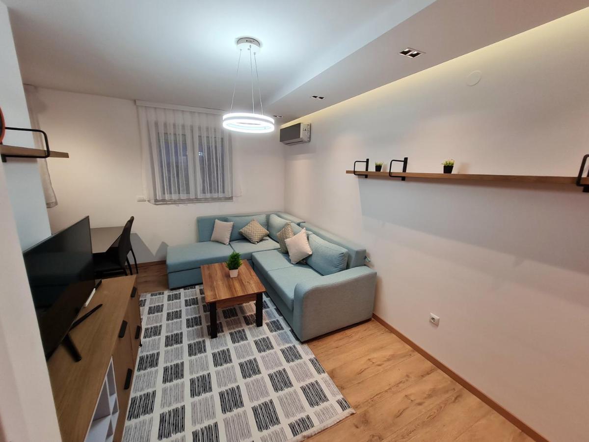 Rita Apartment Gjakova ภายนอก รูปภาพ